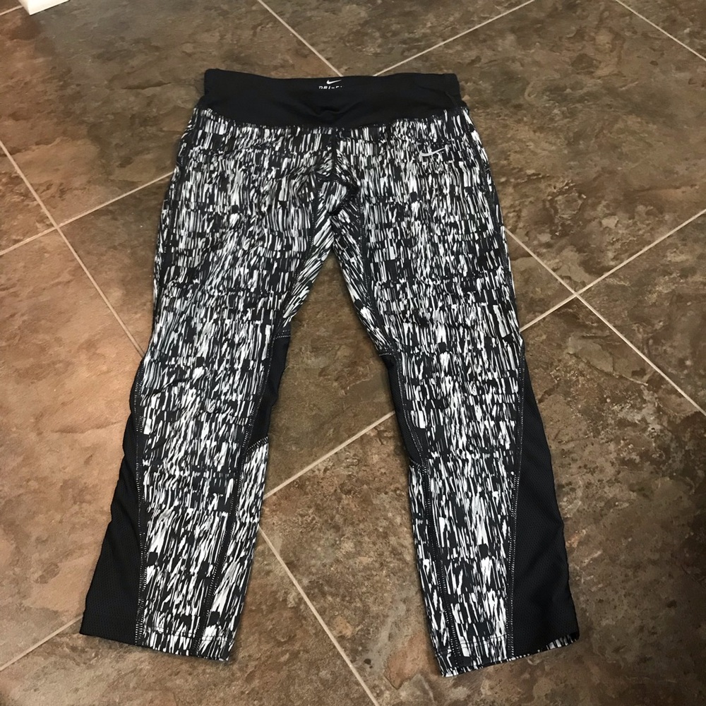 (S) Nike Dri Fit Running Pants